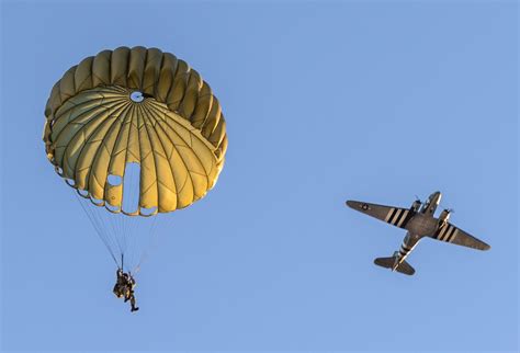 WWII demo. team to perform parachute jump in Albany